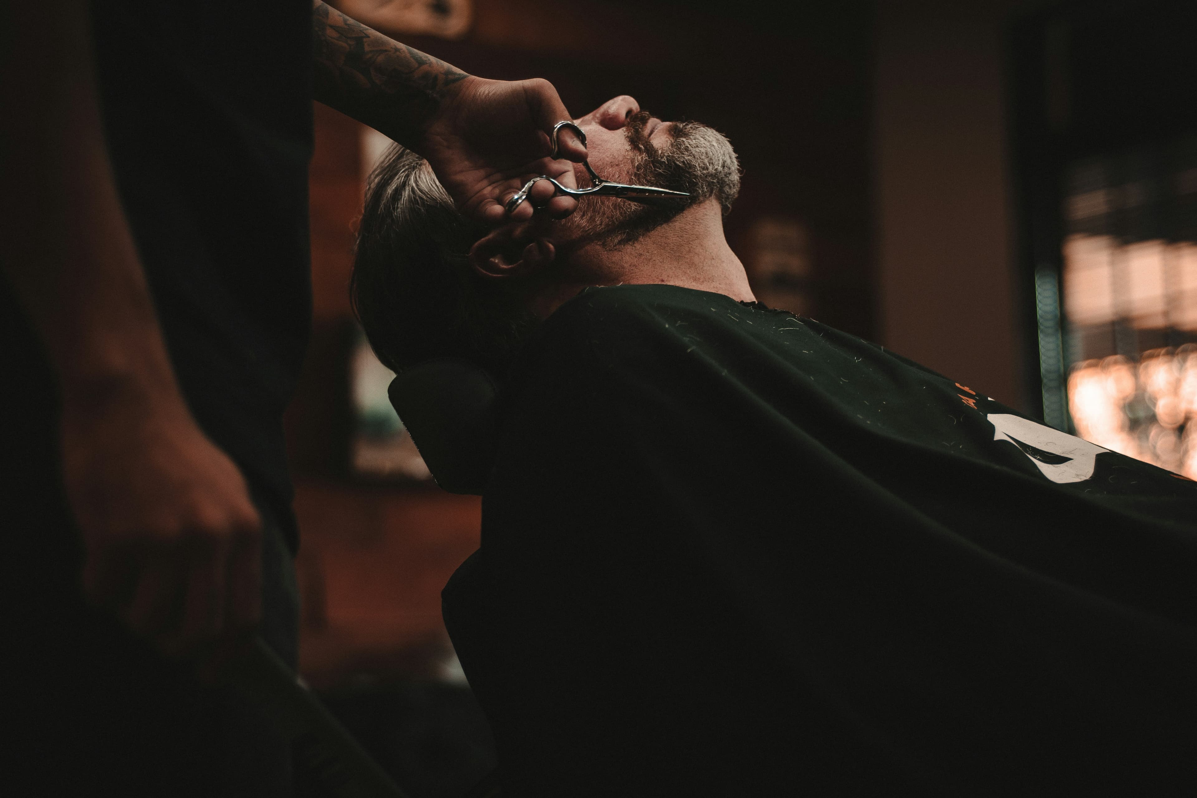 Men's Deep Cleansing Facial service visual