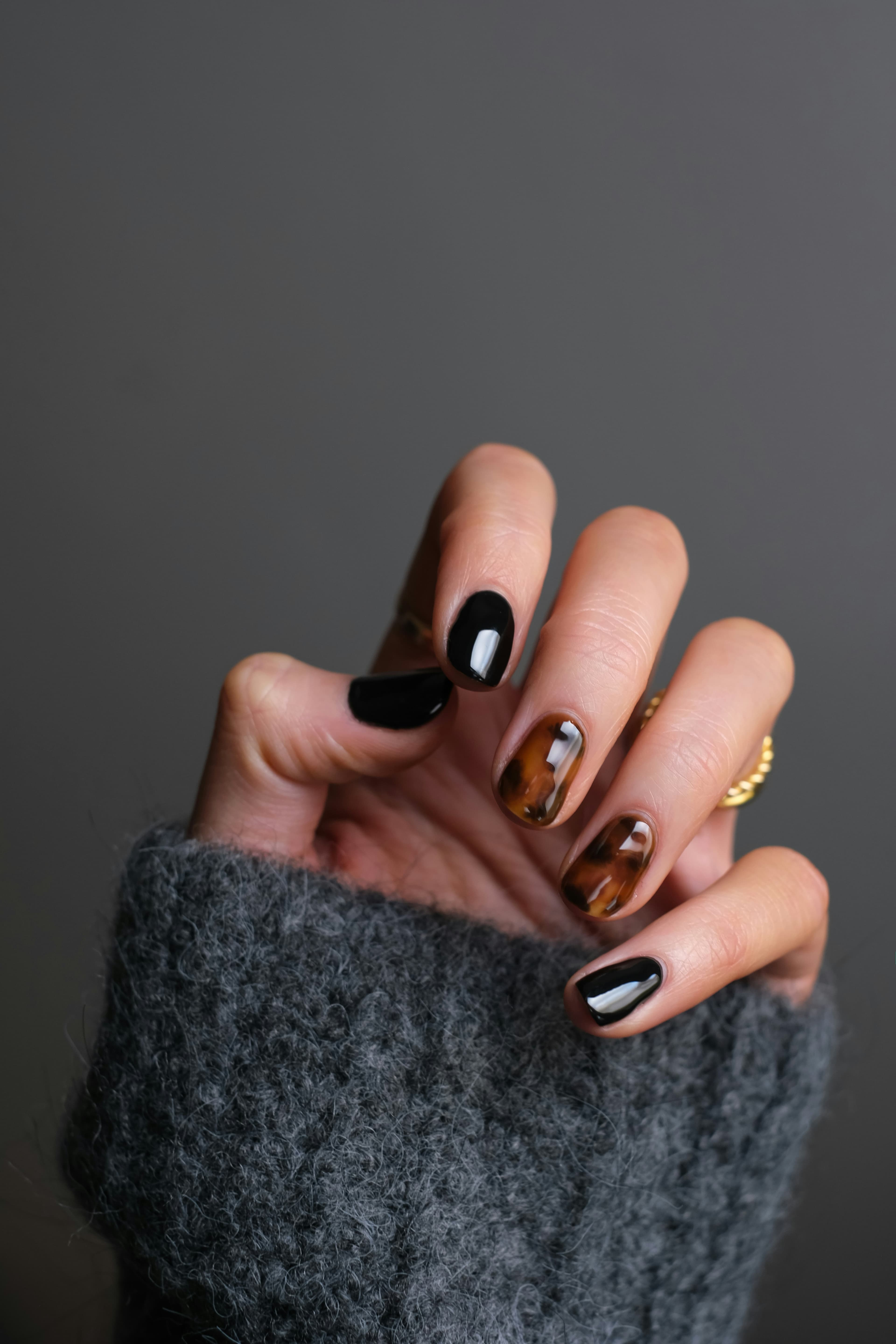 Classic Manicure service visual