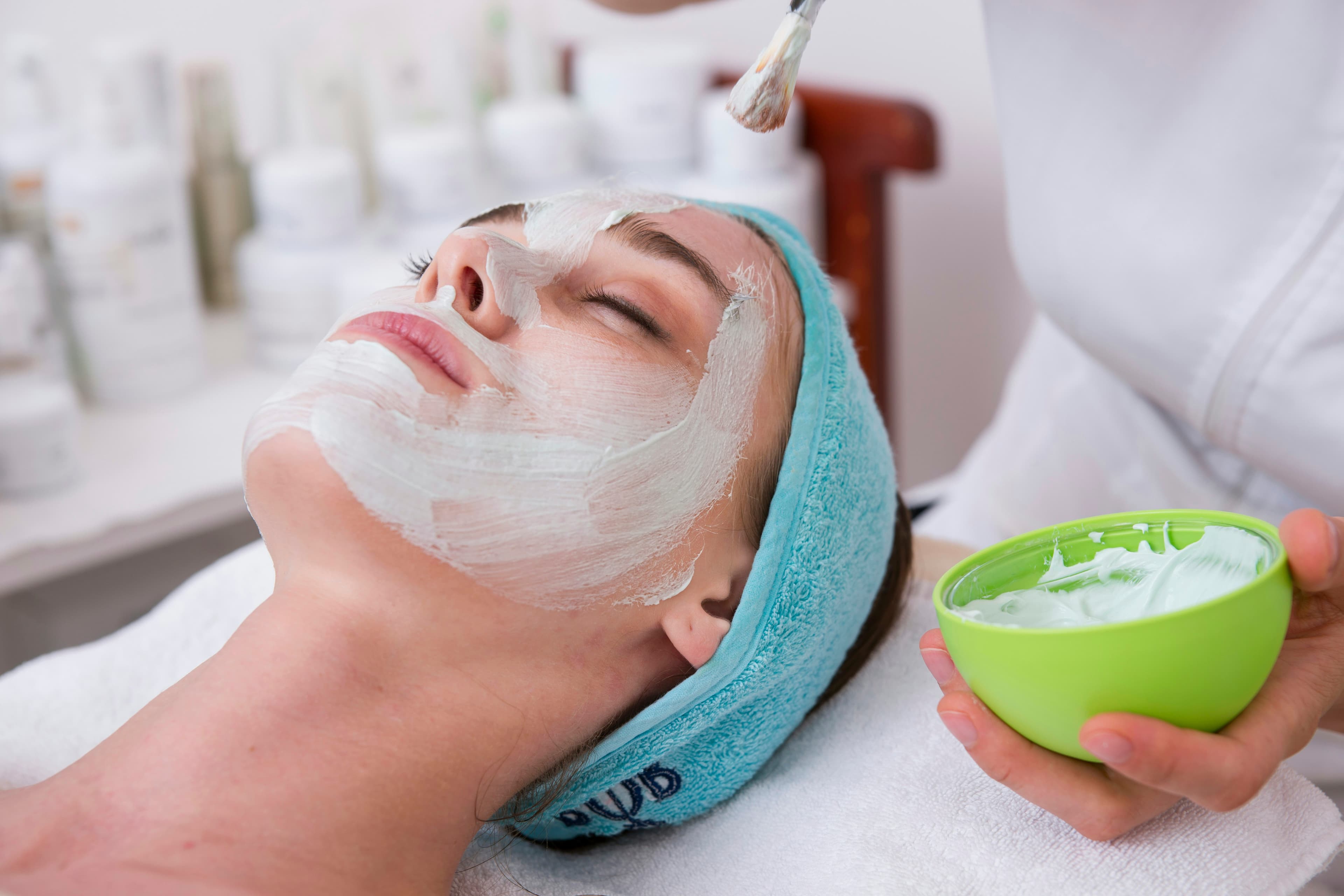 Forehead Wax service visual