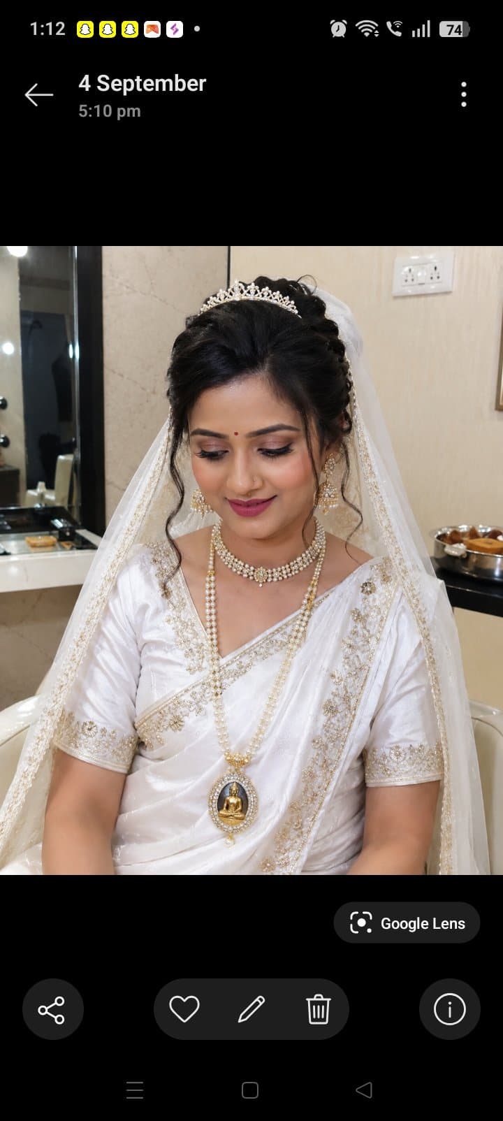 Glossy beauty parlour gallery image 2